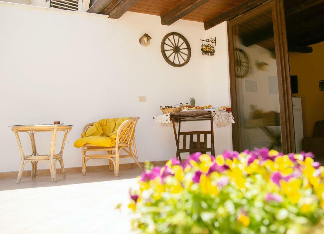 B&B Il Girasole Balestrate Kültér fotó